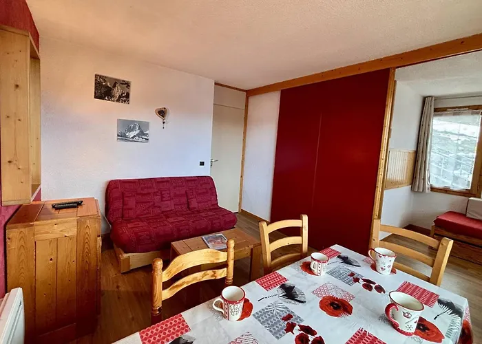 2 Pieces 5 Pers A Proximite Des Pistes - Fr-1-353-78 La Plagne