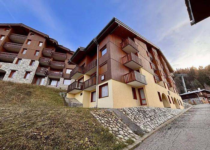 2 Pieces 5 Pers A Proximite Des Pistes - Fr-1-353-78 La Plagne